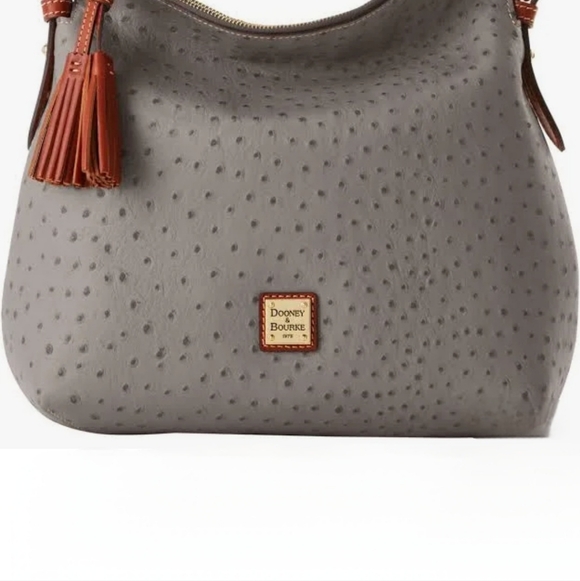 🔥New W/Tags, Dooney & Bourke Twist Strap Hobo In Rare Grey Ostrich/Natural/Gold - Picture 8 of 8
